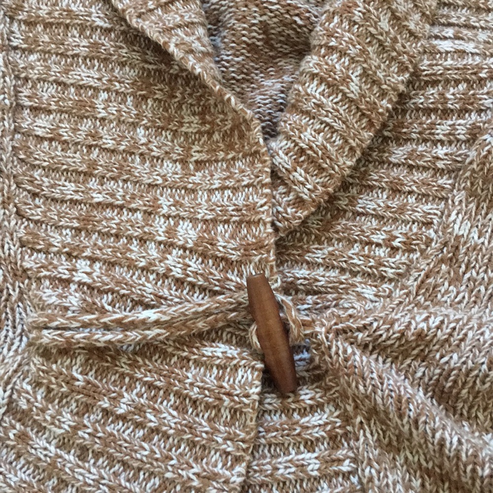 Guess Sweater - Picture 3 of 4